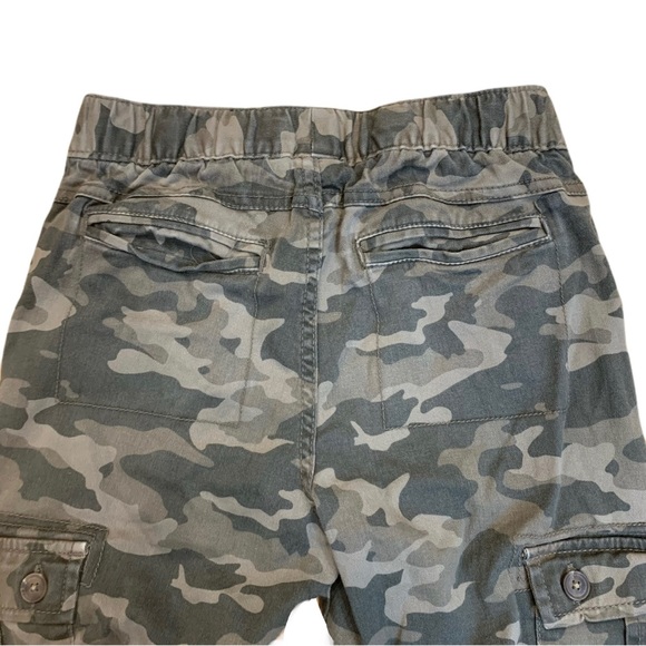 EUC Cat & Jack Camouflage Jogger Style Pants | Boys Size 10 - Picture 4 of 5